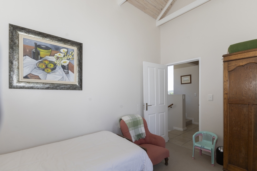 5 Bedroom Property for Sale in Kleinemonde Eastern Cape